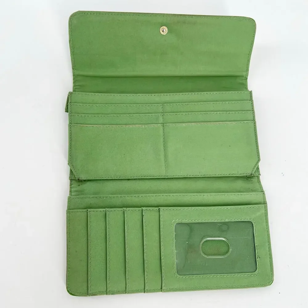 80s Etienne Aigner green wallet 1980s vintage